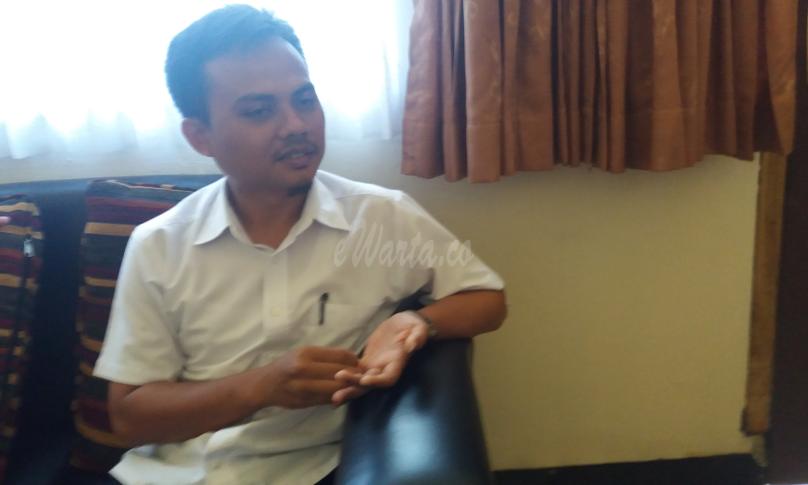 Ketua Koperasi PTPN 7, Iman Tajiman saat memberikan penjelasan kepada awak media