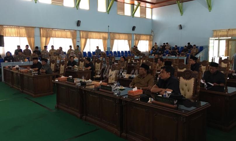 Paripurna Pandangan umum