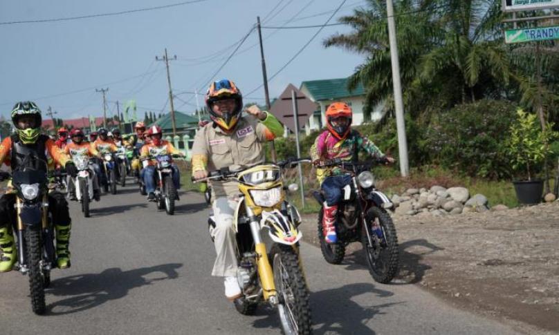 Gubernur Bengkulu (H Rohidin Mersyah) ngetrail di Mukomuko Internasional Trail Adventure