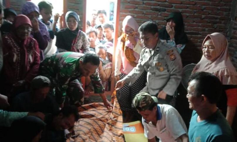 Korban tenggelam (Okta Wandika) ditemukan di Muara Sebayur 
