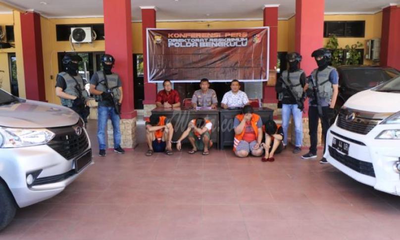 Polda ekspos tangkapan 4 pelaku penggelapan mobil dan larikan anak bawah umur