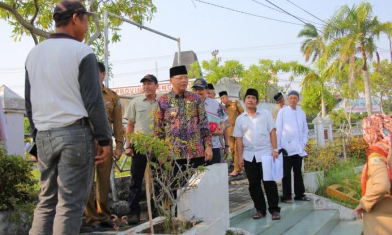 Gubernur Bengkulu (Dr. H. Rohidin Mersyah)