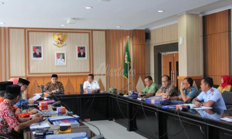 Kementerian Pertahanan RI melalui Direktorat Komponen Pendukung Direktorat Jenderal Potensi Pertahanan melakukan rapat bersama Forum Komunikasi Pimpinan Daerah (FKPD), Organisasi Perangkat Daerah (OPD) dan BUMN terkait investarisasi sarana prasarana nasional untuk komponen pendukung pertahanan negara. 