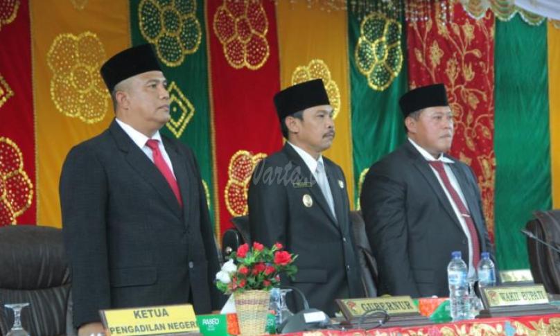 Kepala Dinas Kominfotik Provinsi Bengkulu, Jaduliwan menghadiri pelantikan anggota DPRD Mukomuko periode 2019-2024