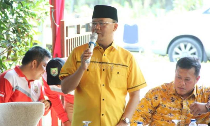 Gubernur Bengkulu Rohidin Mersyah menegaskan akan menurunkan tim investigasi  guna menangani masalah ketenagakerjaan di Kabupaten Mukomuko.