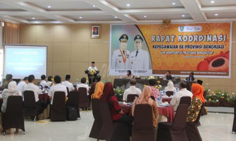 Dengan tema "ASN berintregritas, Pelayanan berkualitas" menurut Gubernur Rohidin, ukuran pelayanan berkualitas itu adalah kepuasan pelanggan, tidak ada komplain dari costumer. 