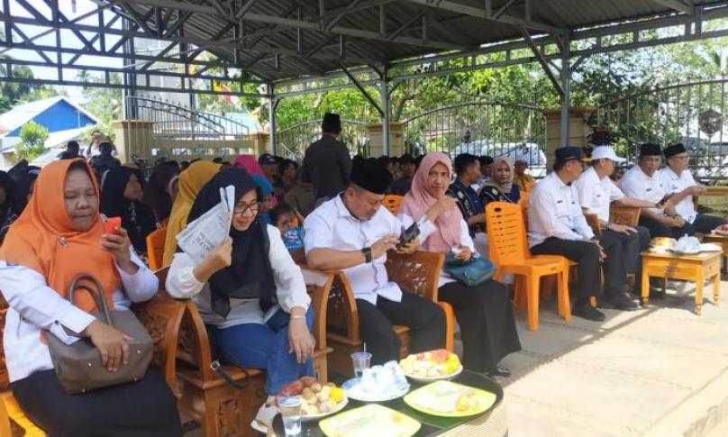 Antusias, ratusan warga Kelurahan Dermayu hadiri Kunjungan Kerja Gubernur Bengkulu.