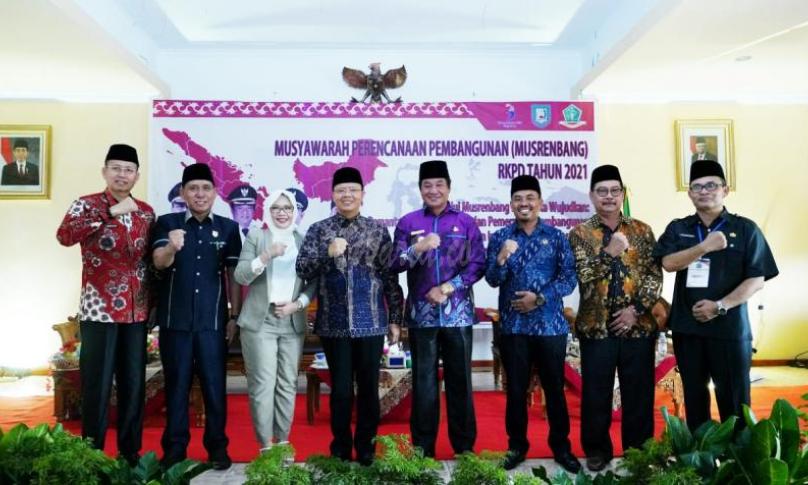 Gubernur Bengkulu, Dr. H. Rohidin Mersyah.