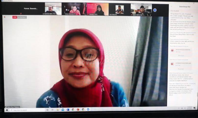 Koordinator Divisi Penanganan Pelanggaran dan Penindakan Bawaslu Ratna Dewi Pettalolo saat mengikuti Pengawasan Tahapan Pencalonan Kepala Daerah 2020 melalui daring (dalam jaringan), Senin 1 September 2020/Foto: Hendi Purnawarman (Humas Bawaslu RI)