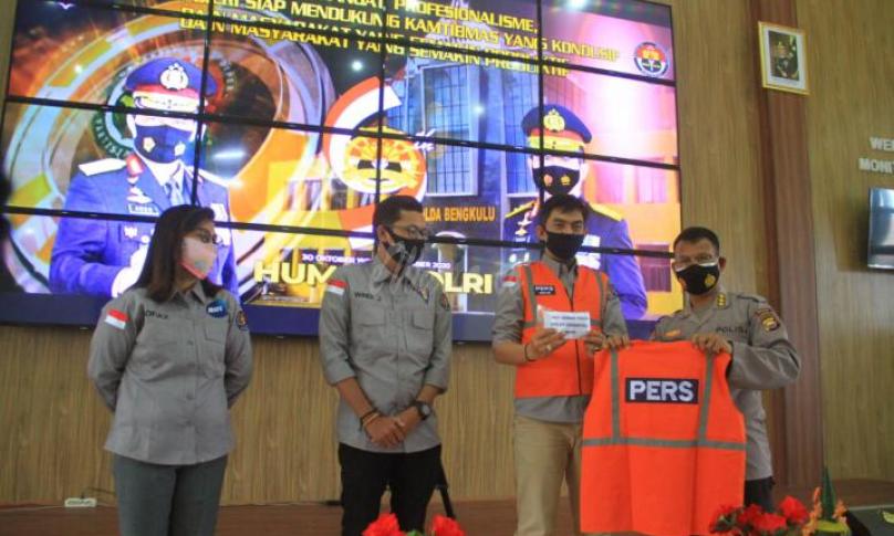 Atribut Khusus dari Polda Bengkulu