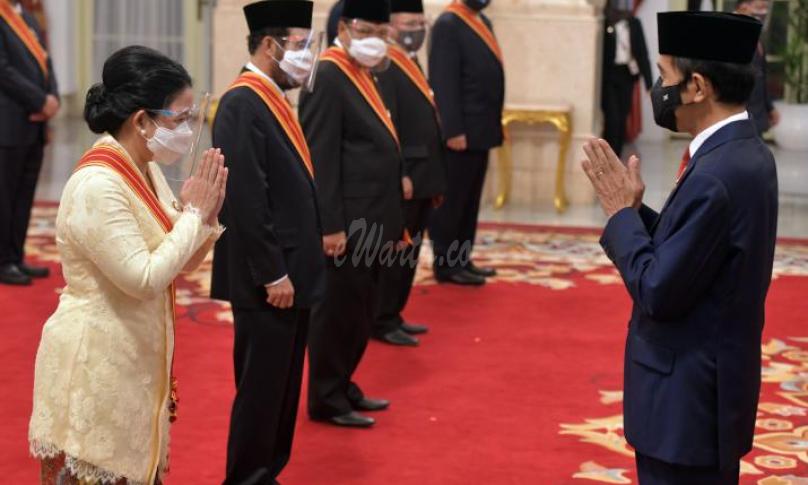 Presiden Anugerahkan Tanda Jasa dan Tanda Kehormatan pada 71 Tokoh