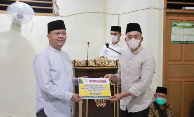 Gubernur Janji Perhatikan Kesejahteraan Guru Ngaji Non ASN