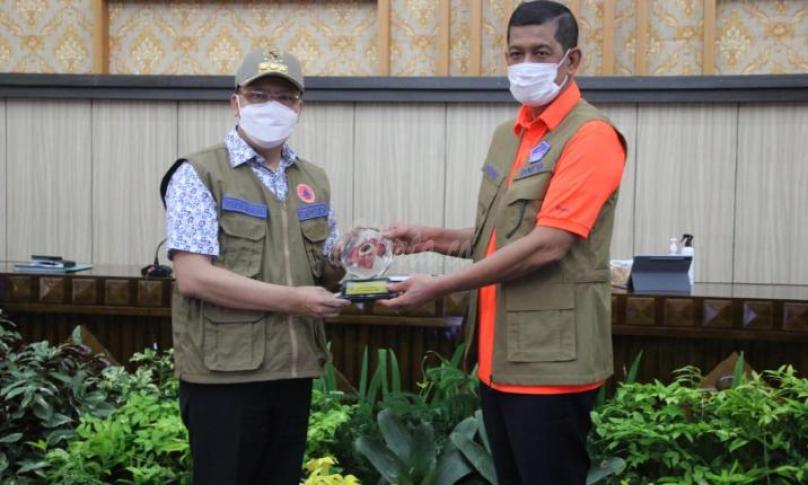  Letjen TNI Doni Monardo yang juga merupakan Ketua Satgas Covid-19 RI, menyampaikan apresiasi kepada Pemerintah provinsi (Pemprov) Bengkulu. 