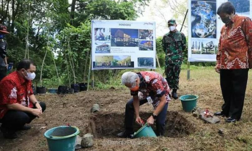 Peletakan batu pertama fase pertama di 5 titik area Jateng Valley di kawasan Hutan Wisata Penggaron, Rabu (16/6/2021).