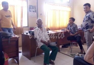Pelaku KR saat menjalani pemeriksaan di Sat Reskrim Polres Seluma