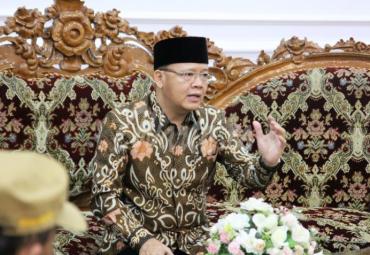 Gubernur Bengkulu (Dr. H Rohidin Mersyah)