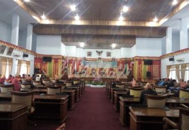 Suasana Sidang Paripurna HUT Kabupaten Seluma nampak kurang semarak dan bersemangat