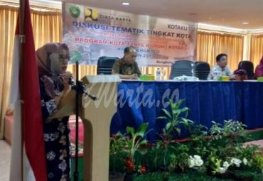 Asisten I Bidang Pemerintahan, Matriyani saat memberikan sambutan