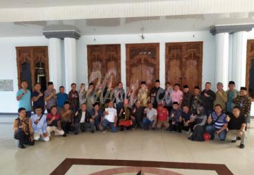 Kunjungan kerja Pemkab Tulang Bawang di Rumah Dinas Bupati Rejang Lebong, H. Ahmad Hijazi