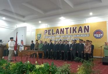 Pengukuhan pengurus PPDI Bengkulu, Jumat (25/10)