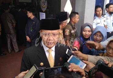 Gubernur Bengkulu (Dr. H. Rohidin Mersyah)
