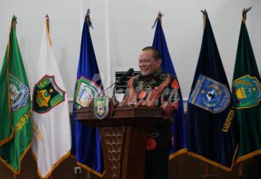 Ketua DPD RI, La Nyala Mattalitti