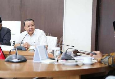 Gubernur Bengkulu Dr. H. Rohidin Mersyah paparkan sejumlah program khusus pemprov Bengkulu di tahun 2020.
