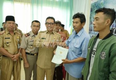 Bupati Kepahiang, Hidayatullah Sjahid.
