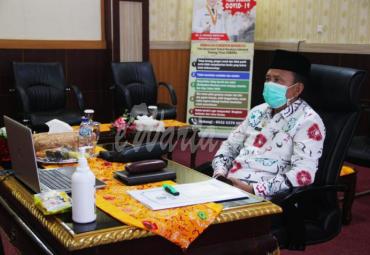 Sekda Hamka usai mengikuti Video Conference Sosialisasi Permendagri Nomor 41 Tahun 2020 tentang Perubahan Atas Permendagri Nomor 54 Tahun 2020 tentang Pendanaan Pemilihan Gubernur/ Bupati/ Walikota Yang Bersumber Dari APBD, di Ruang VIP Pola Provinsi Bengkulu, Kamis (18/06).