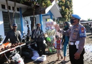 Patroli di kawasan wisata dan pasar