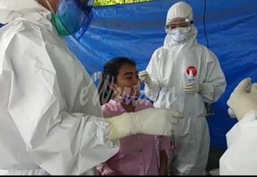 pengambilan swab dikumpulkan di tenda BPBD, yang berada di depan gedung Instalasi Gawat Darurat (IGD) RSUD Tais