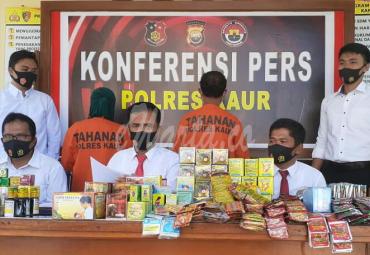 Konferensi pers Polres Kaur