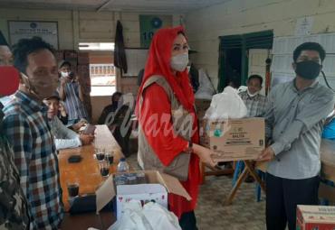 PDIP Salurkan Bantuan untuk Korban Banjir Seluma
