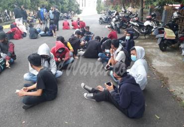 Sejumlah pelajar SMP yang diamankan Polisi