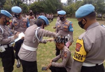 Ratusan Personil Polres Lebong Ikuti Tes Urine