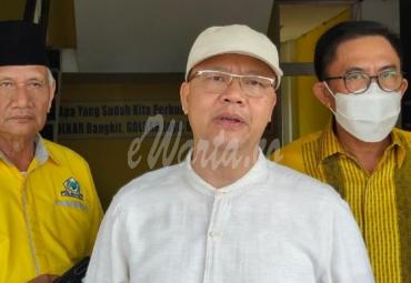 Golkar Provinsi Bengkulu Bagi-bagi Takjil