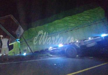Hino vs Calya, Rumah Warga jadi Korban
