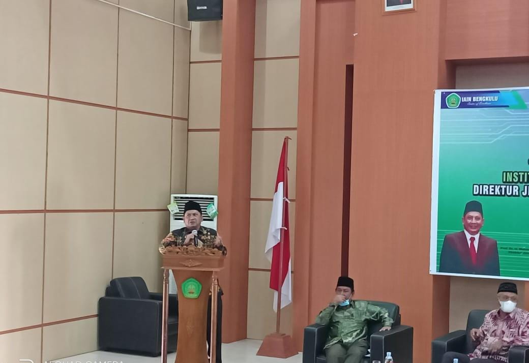 Pengarahan di hadapan pimpinan IAIN Bengkulu, Jumat (26/3/2021).