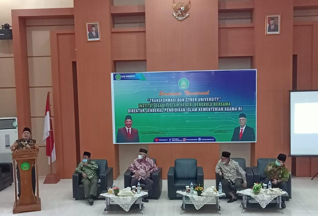 Pengarahan di hadapan pimpinan IAIN Bengkulu, Jumat (26/3/2021).