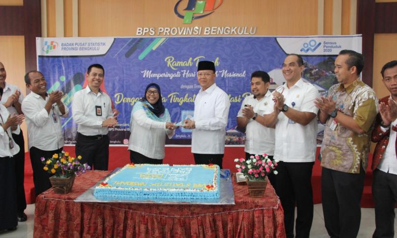 BPS-Plt. Gubernur Bengkulu Rohidin Mersyah hadiri peringatan Hari Statistik Nasional