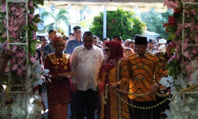 Menteri PDT dan Transmigrasi membuka Pameran dan festival Bengkulu Ekspo dalam rangka HUT Propvinsi Bengkulu