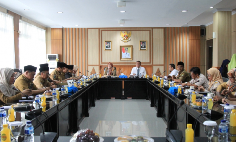 Rapat persiapan FGD FS dan bisnis plan KEK
