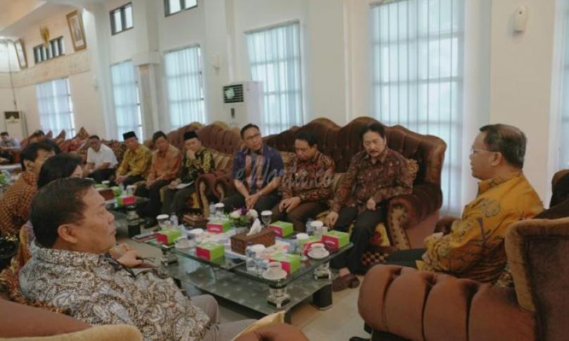 Pertemuan pembangunan monumen Fatmawati