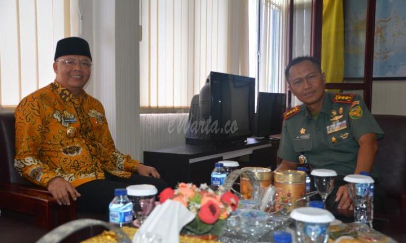 Silaturahmi Gubernur ke Danrem 041 Gamas Bengkulu
