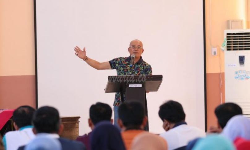 Plt Bupati Bengkulu Selatan Gusnan Mulyadi  