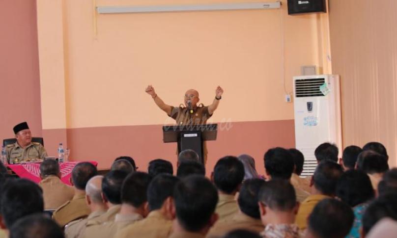 Plt Bupati Bengkulu Selatan Gusnan Mulyadi  