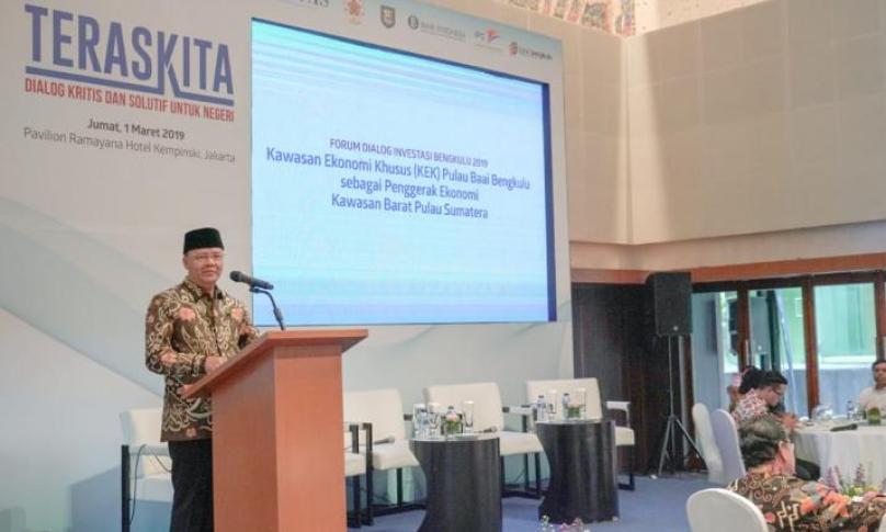 Pemaparan Gubernur Bengkulu Dr. H Rohidin Mersyah dalam Dialog Forum Investmen KEK Bengkulu 2019