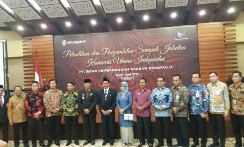 Pelantikan Komisaris Utama Bank Bengkulu