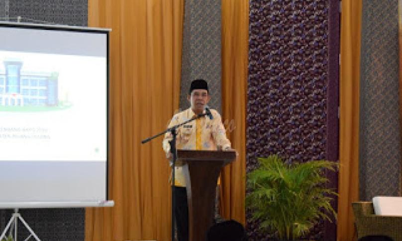 Bupati Rejang Lebong H. Ahmad Hijazi saat memberikan arahannya