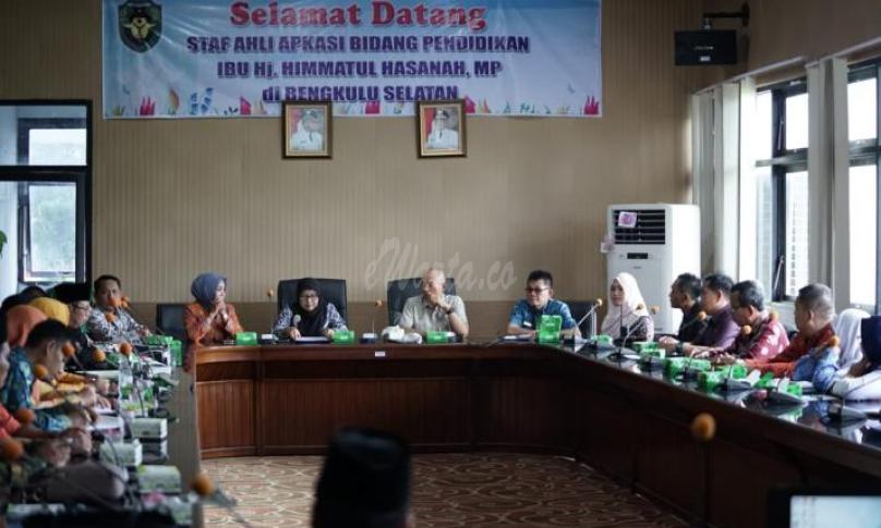 Audiensi dan Sosialisasi program unggulan bidang peningkatan kapasitas mutu pendidik di Bengkulu Selatan